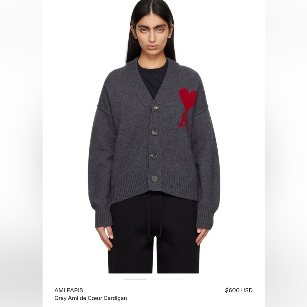 AMI PARIS
Gray Ami de Cœur Cardigan
